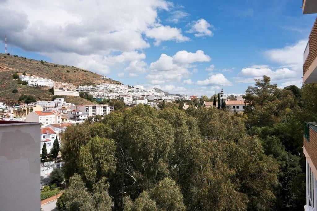 Views In Calm City Center Μάλαγα Εξωτερικό φωτογραφία