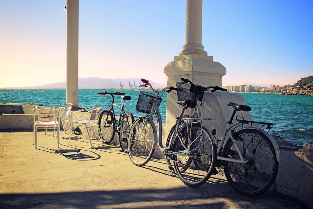Views In Calm City Center Μάλαγα Εξωτερικό φωτογραφία